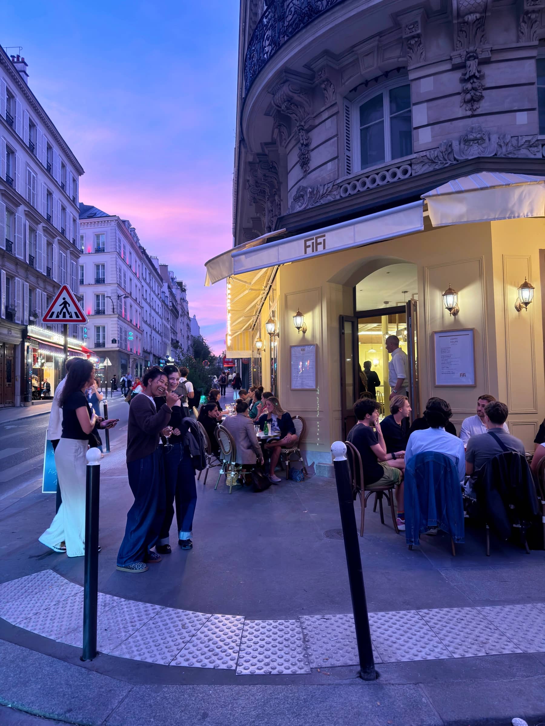 La terrasse de FiFi, rue de Clichy